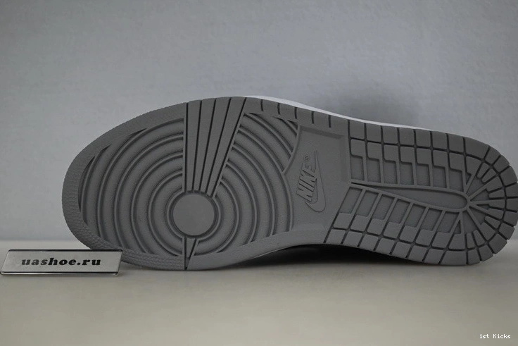 Rebellionaire Jordan 1 555088-036 Air Banned 0126